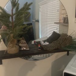 The mirror and the shelf 25$