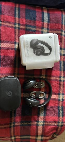 Beats Studio Pro