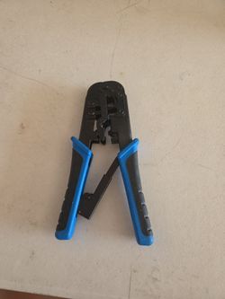Ratcheting Ethernet Wire Crimper / Pliers