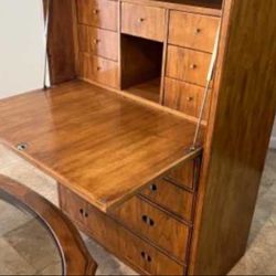 Dresser With Desk 