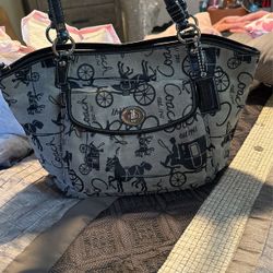 Vintage Coach Bag. 