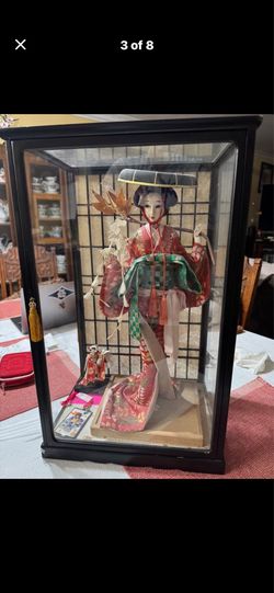 VINTAGE GEISHA DOLLS