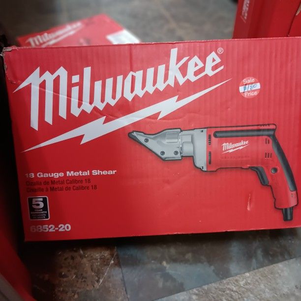 Milwaukee New 18ga Metal Shear