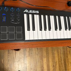 Alesis V25 25 Key MIDI Controller