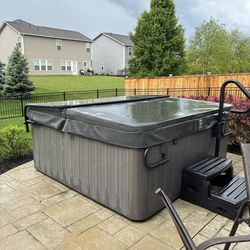 EUC Family Leisure 5-person spa