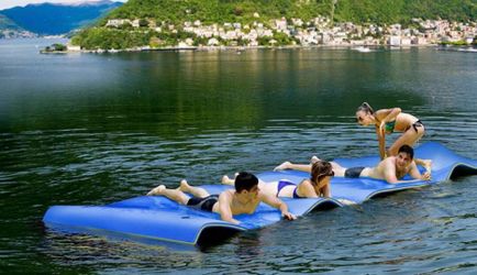 Blue Floating Foam Mat (used)