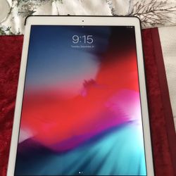 Selling iPad Pro 12.9 128G