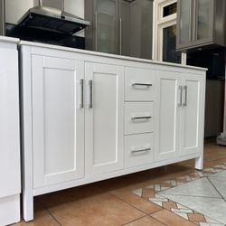 SALE ~ Modern PVC Bathroom Vanity - 60 inches