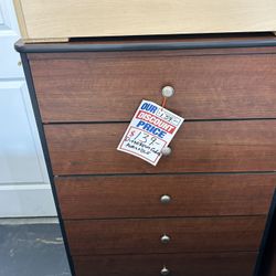 5 Drawers Dresser Available In Different Colors 