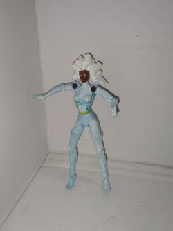 MARVEL LEGENDS X-MEN CLASSICS SERIES STORM ACTION FIGURE 2005 TOY BIZ