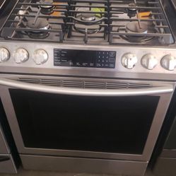 Samsung Slide Gas Stove W/Convention Oven 