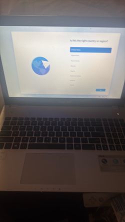 Asus N567J with charger and case