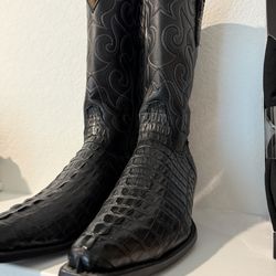 Caiman Boots