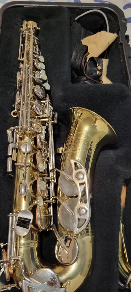 SELMER Bundy II Alto Saxophone