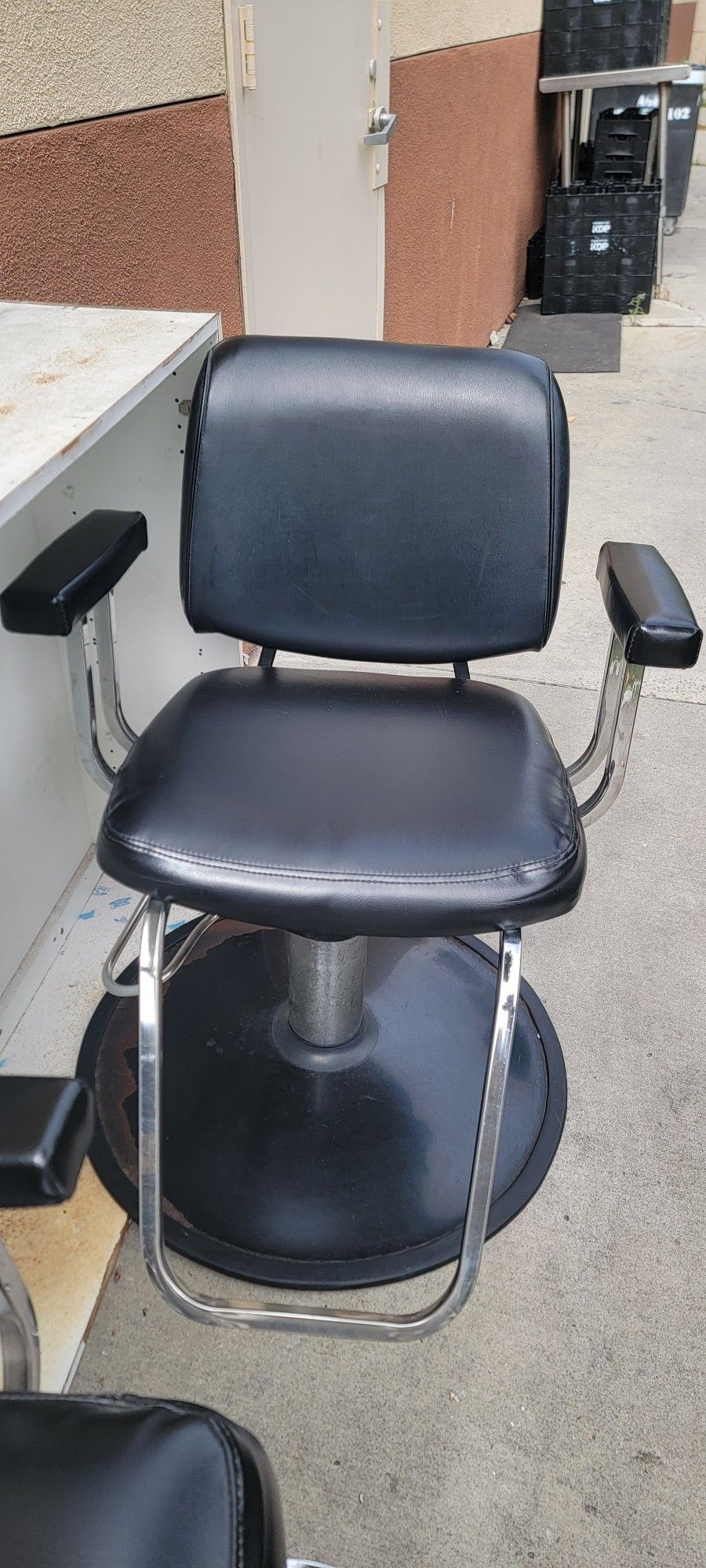 Barber Chairs For Sale; Used