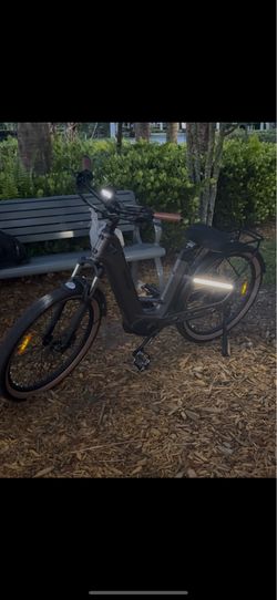 Mihogo Electric Bike - Great Condition, Rides Amazing (Cash Only)