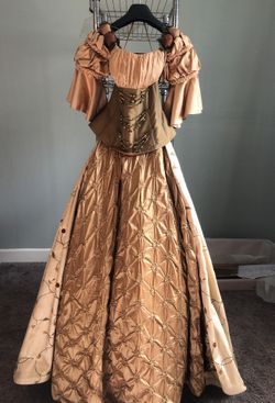 Quinceñera Dress