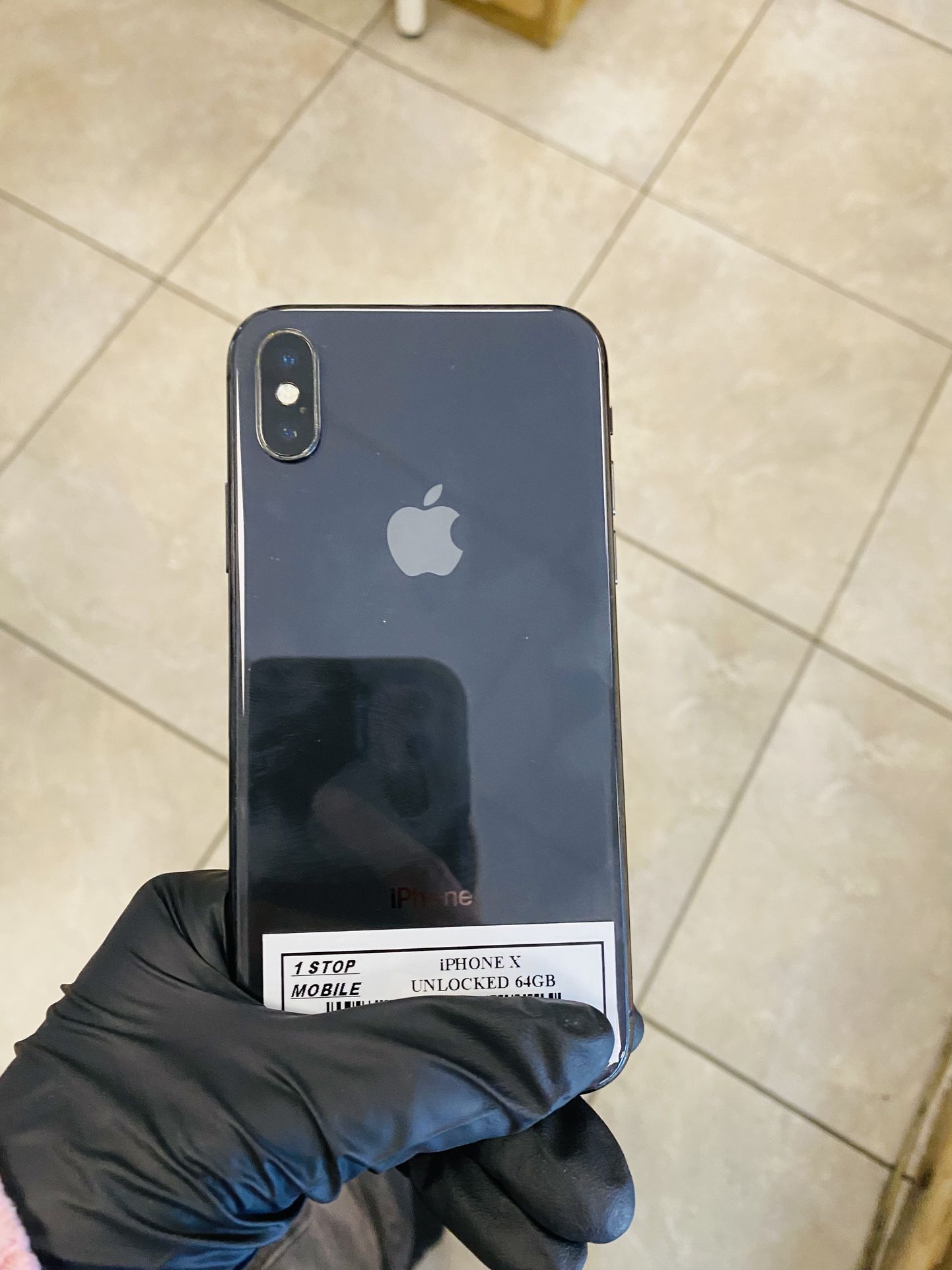 IPHONE X UNLOCKED