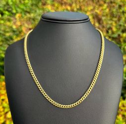 14k solid yellow gold  Cuban link chain necklace 20” 4.50mm