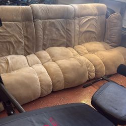 Free Sofa Set