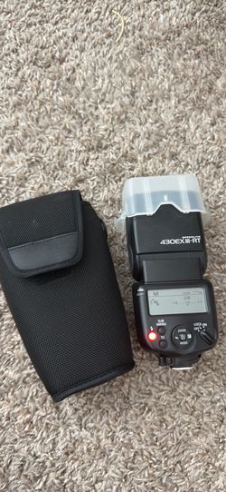 Canon speedlite flash 430EX lll -RT