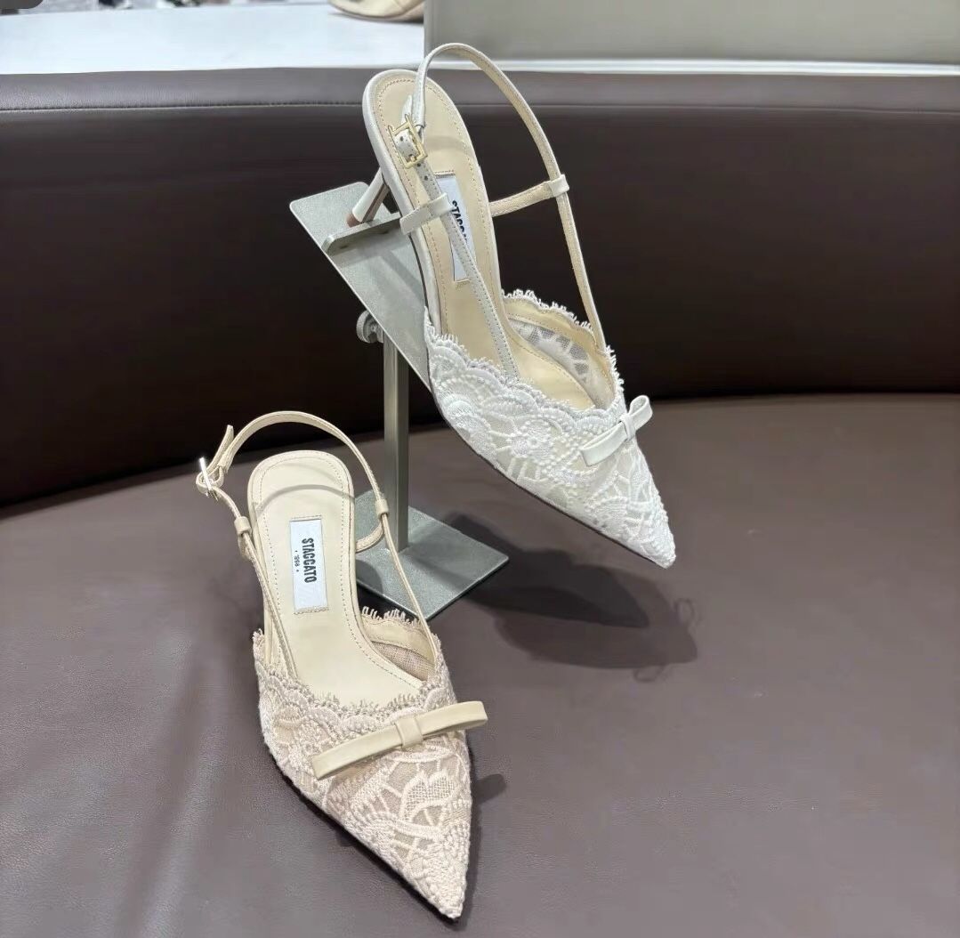 White Fashionable High-heeled Shoes