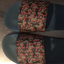 Gucci slides kids