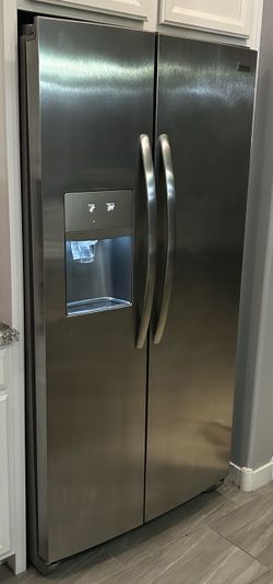 Stainless Steel FRIGIDAIRE Fridge