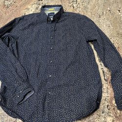 Cactus Man Ricky Singh Long sleeve button down shirt navy blue with yellow  flowers print Men's size large for Sale in Gilbert, AZ - OfferUp