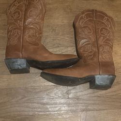 Woman’s Boots 