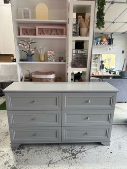 Modern 6 Drawer Dresser