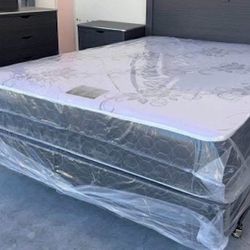 Set Full Size Mattress And Box Spring 