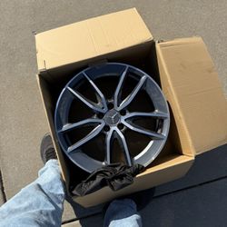 Mercedes OEM Wheels 19 Inch 