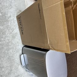 Qualiazero 13.2 Gallon Trash Can Rectangular Step On Kitchen Trash Can Silver