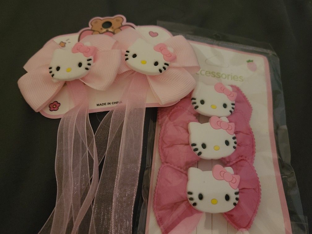 Hello Kitty Bows