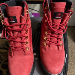 New Pair Timberland Boots 