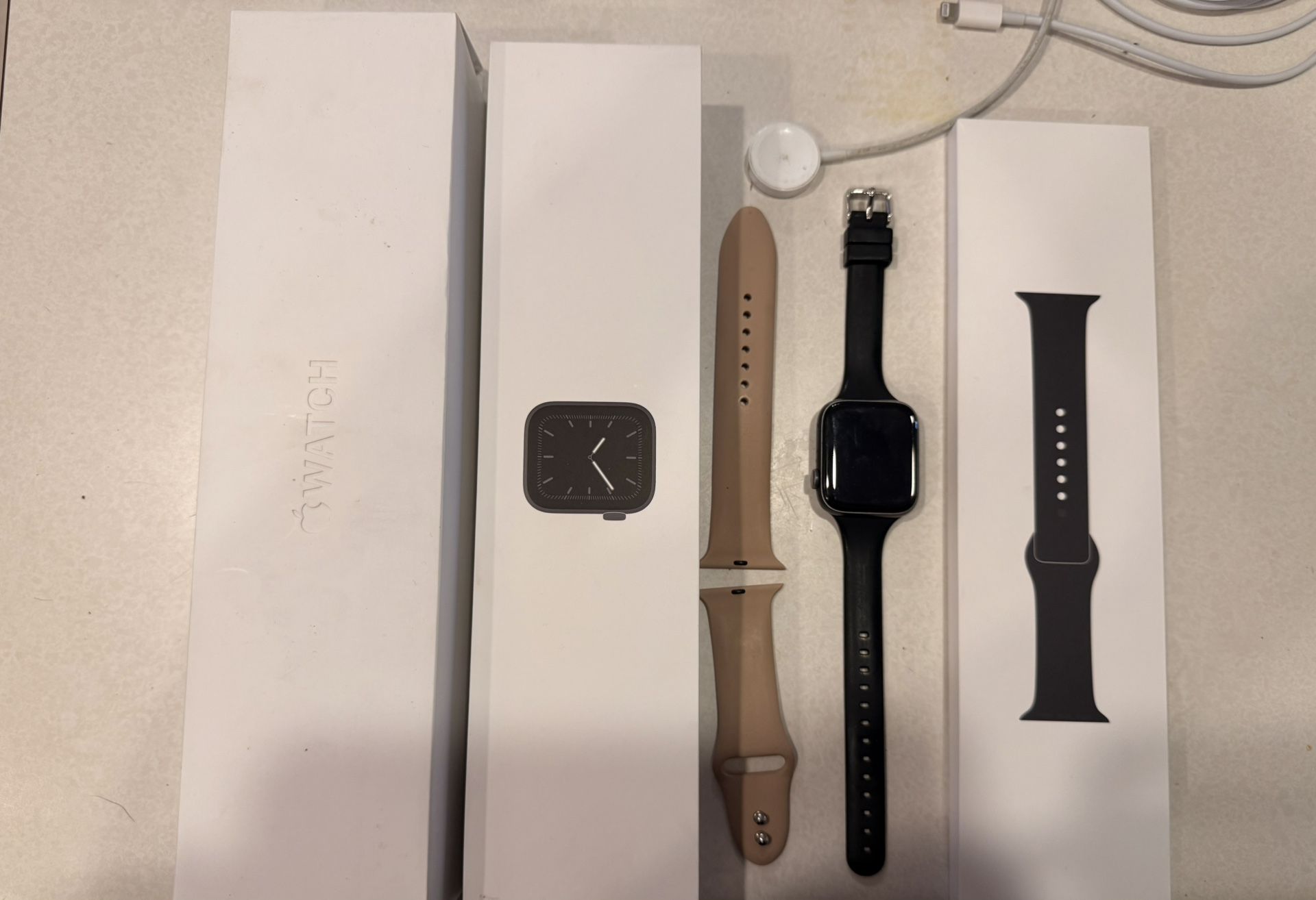 Series 5 Apple Watch 44mm Gray