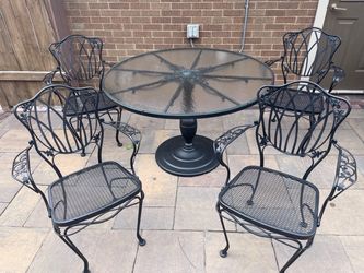 Gorgeous Vtg WOODARD "Florentine" Iron Patio Dining Table 47"W & 4 Chairs