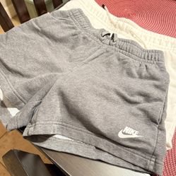 Nike Shorts 