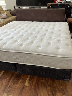 Used king mattress on sale and box spring