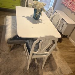 Table and chairs without bench