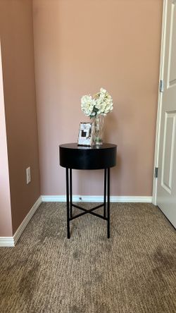 Jean Metal Nightstand Small