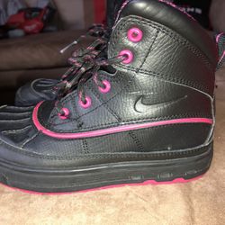 Girls Nike Boots