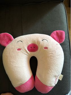 Pig travel pillow