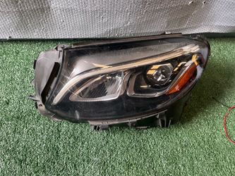 2016 - 2022 Mercedes-Benz GLC(contact info removed) 2018 2019 2020 2021  left side headlight led Asembly complete