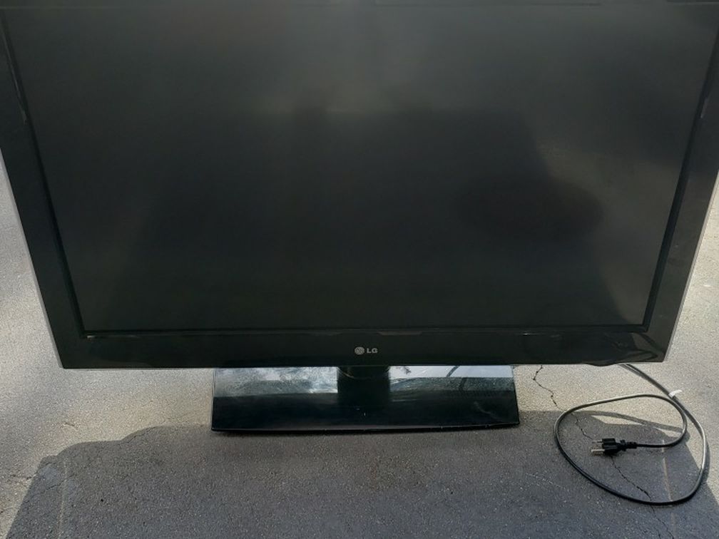 LG 42" Regula Flat Screen