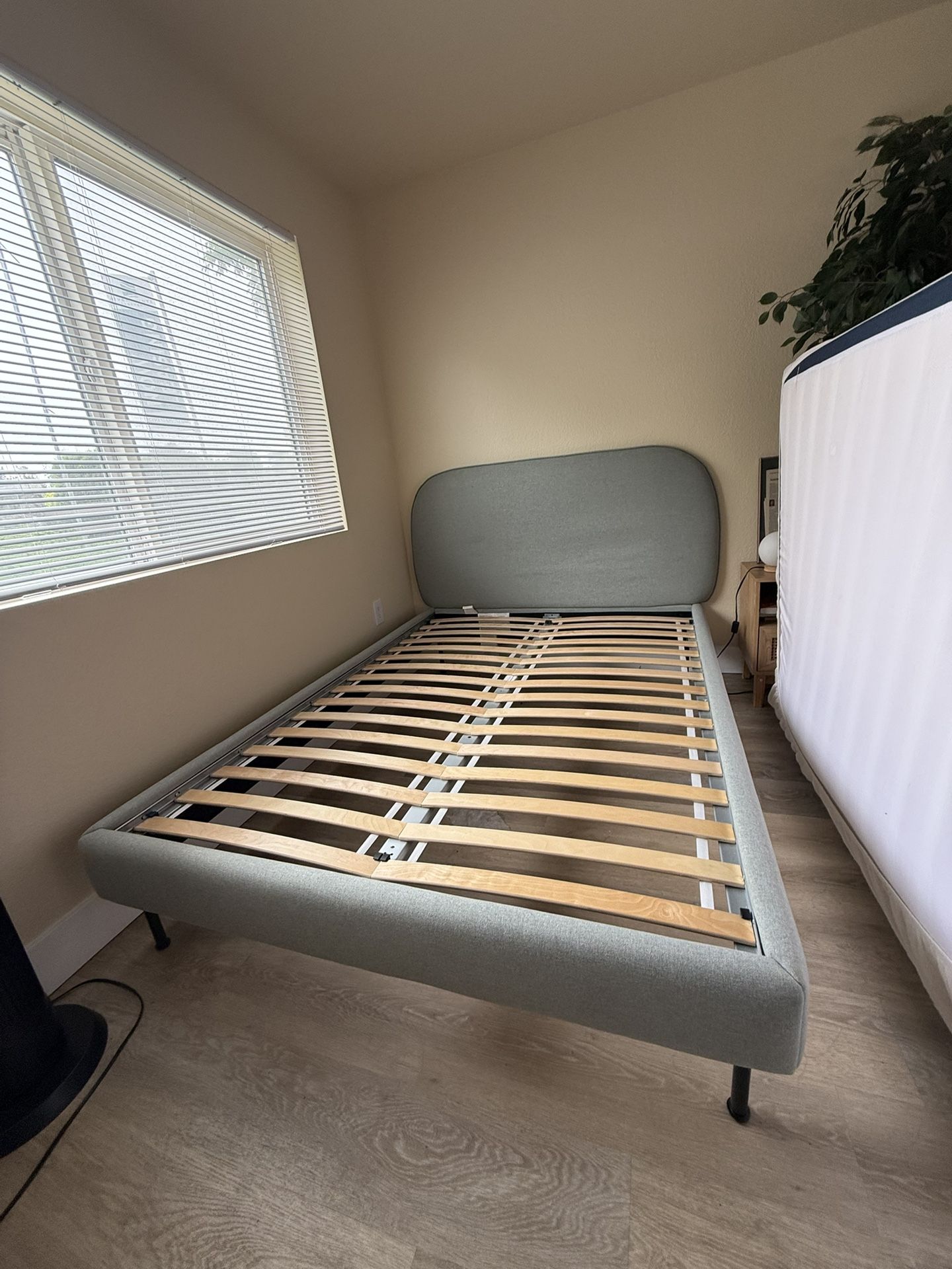 Unique Light Green Bed Frame (Full)