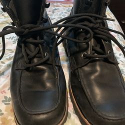 Used UGGS Boots !!! Great Condition!!