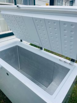 15 ft.³ chest freezer