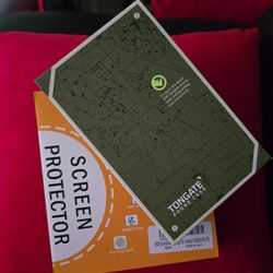 BNIB/SEALED Z FOLD 7 CASE AND SCREEN PROTECTOR BUNDLE